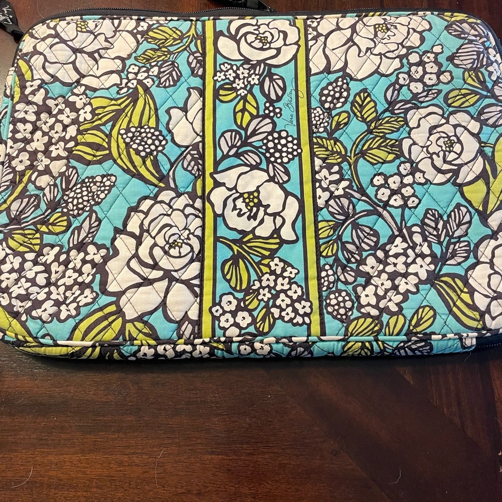 Vera Bradley Island Bloom 17 inch laptop case organizer